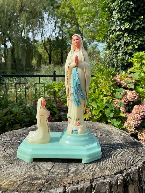 Religieuze Muziekdoos – Bernadette bij Maria in Lourdes (Jaren ’60)