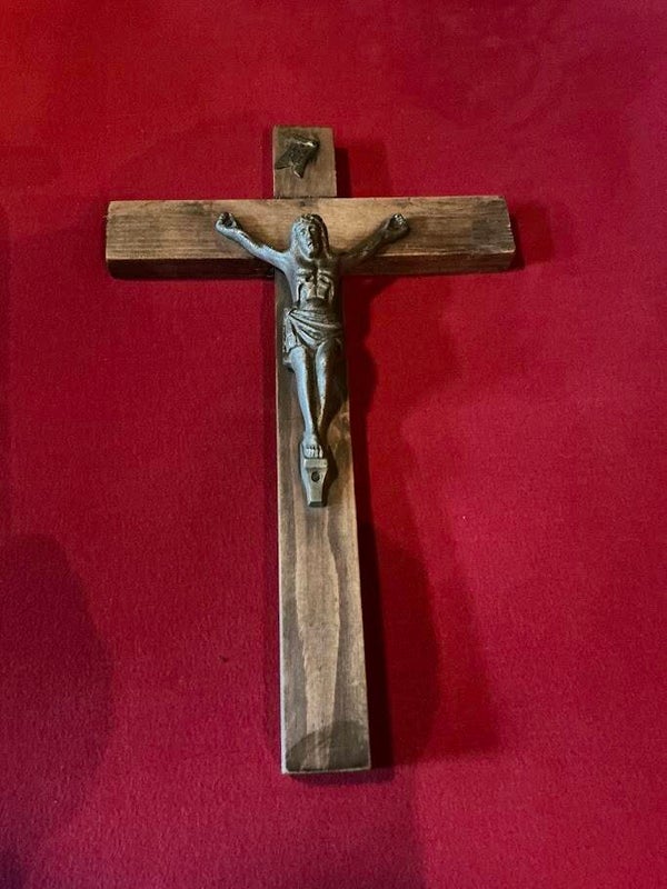 Antiek Belgisch Houten Kruisbeeld met Tinnen Corpus – Jaren 1930/1950