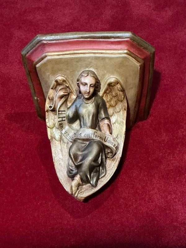Antieke Gipsen Engel Wandconsole – Uniek Kerkelijk Relieforstuk uit ~1890