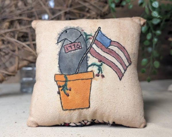 Vintage Inspired 1776 Crow and Flag 4-Inch Decor Pillow, Tea-Stained Flag and Crow