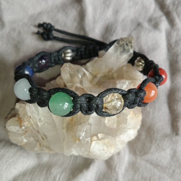 Bracelet 7 couleurs ref CHK-072025-03 perles rondes 8 mm