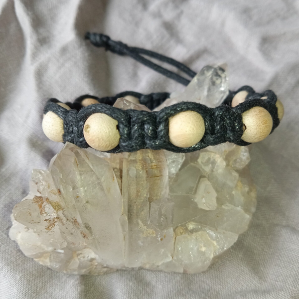Bracelet Bois de Jujubier brut ref JJB-072025-01 perles rondes 8 mm