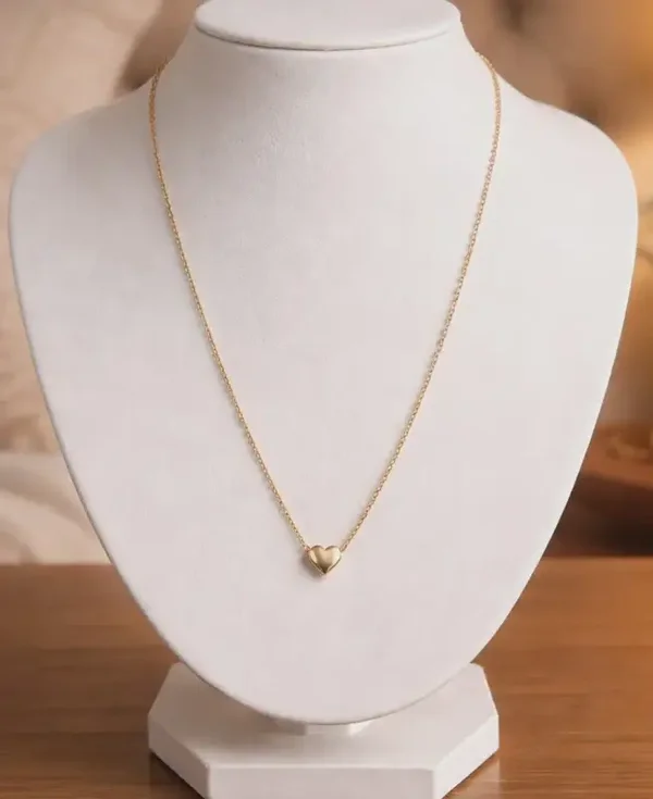 NEW Simple Gold Tone Necklace With Small Heart Pendant