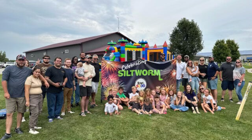 Siltworm team celebrating Inc 5000 Award