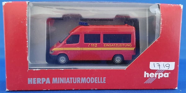 Herpa 046459 - Mercedes-​Benz Sprinter ELW Feuerwehr (1719)