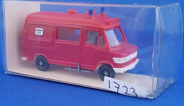 Wiking 20605 - MB 207D RTW Feuerwehr