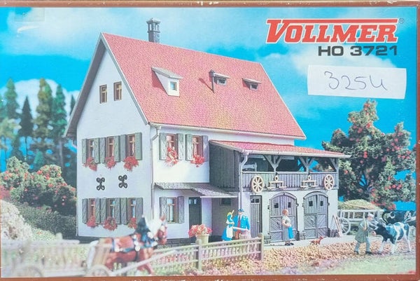 Vollmer 3721 - Boerderij met schuur
