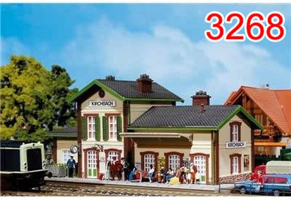 Plastoy/Faller 110104 - Bahnhof Neuenfeld