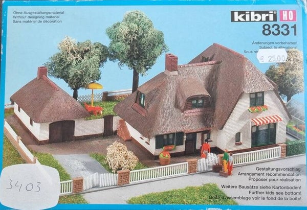 Kibri 8331 - Villa met garage
