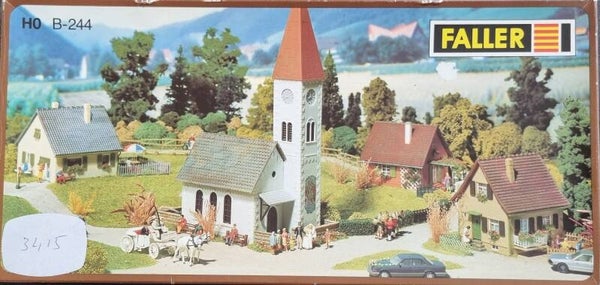 Faller B-244 - Dorp met kerk