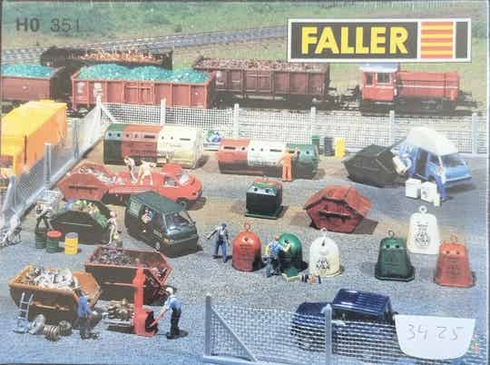 Faller 351 - recycling containers