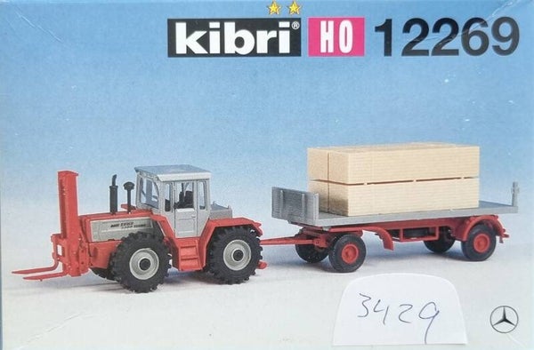 Kibri 12269 - MB tractor met hefboom en aanhanger
