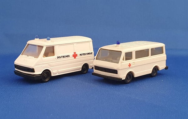 Set 2 x Ambulance bus (9534)
