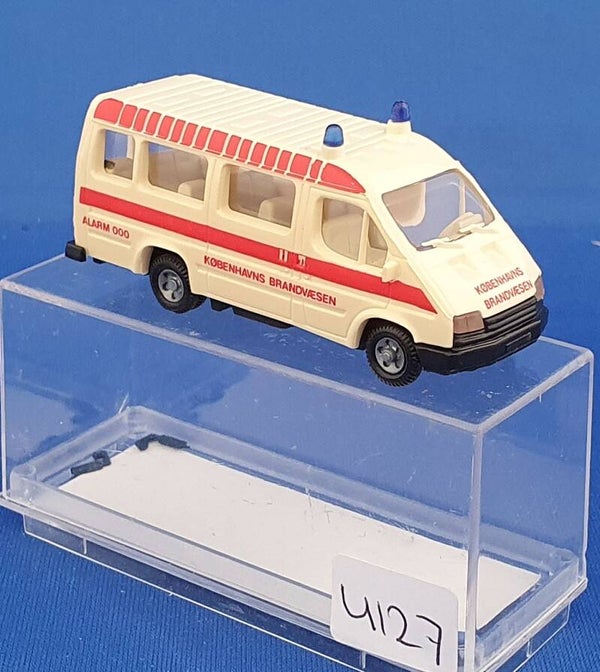 Praline  - Ford Transit brandweer Kopenhagen (4127)