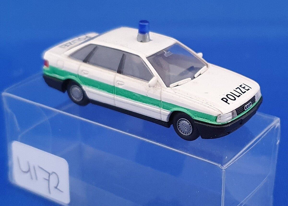 Rietze  - Audi 80 polizei (4172)