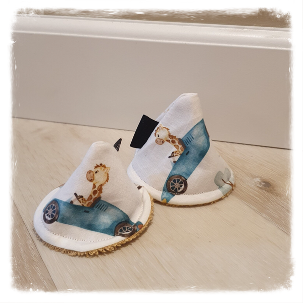 Hoedje giraffe auto