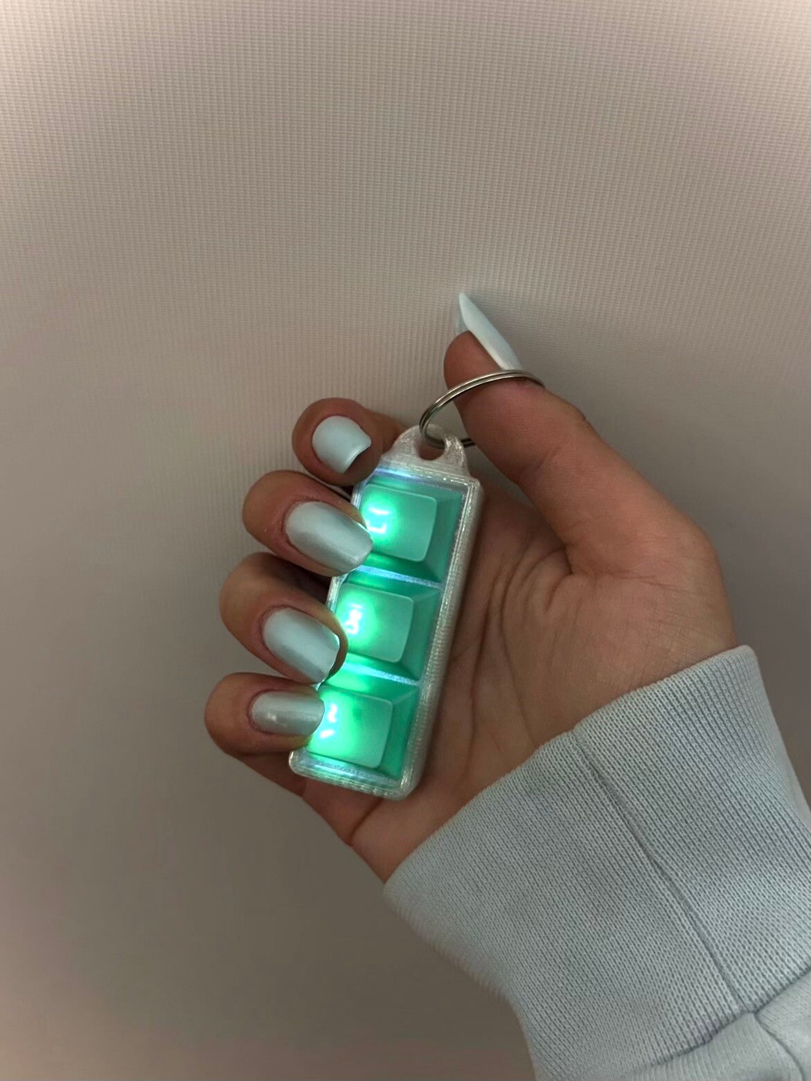 100% Reciklirani svetleći Pulsić