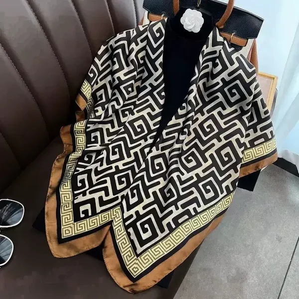 Foulard Grecque Élégante