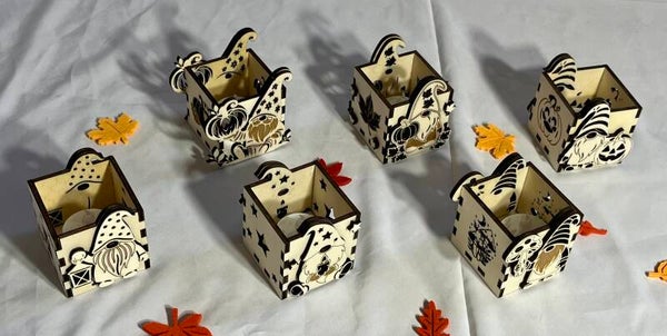 6 Wichtel Teelichter 4mm Holz