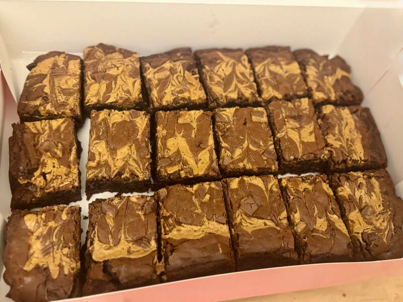 18 count box of peanu butter brownies
