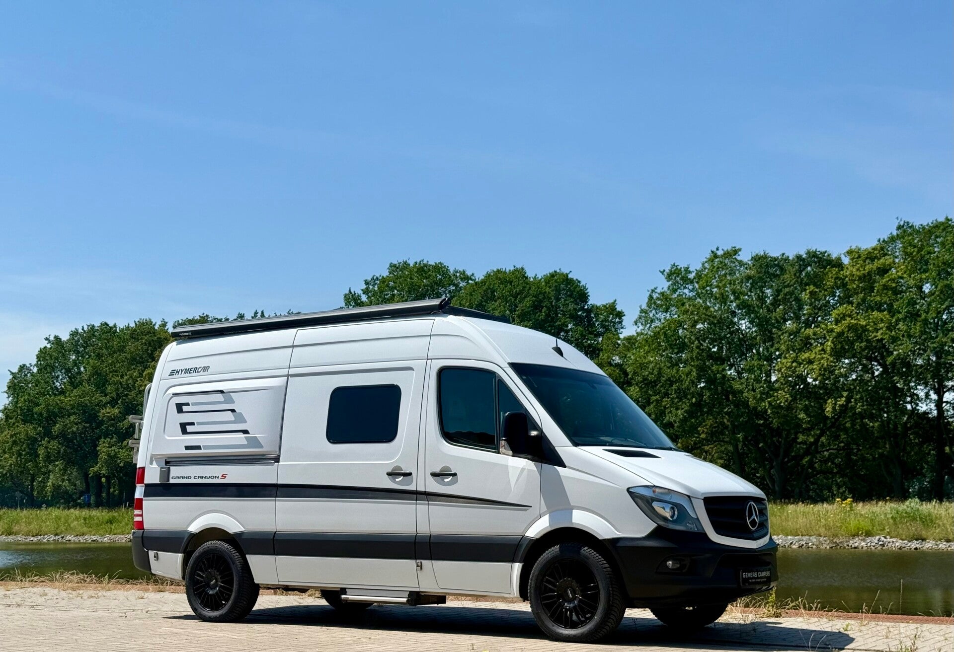 Hymer Grand Canyon S Mercedes 316 CDI buscamper automaat