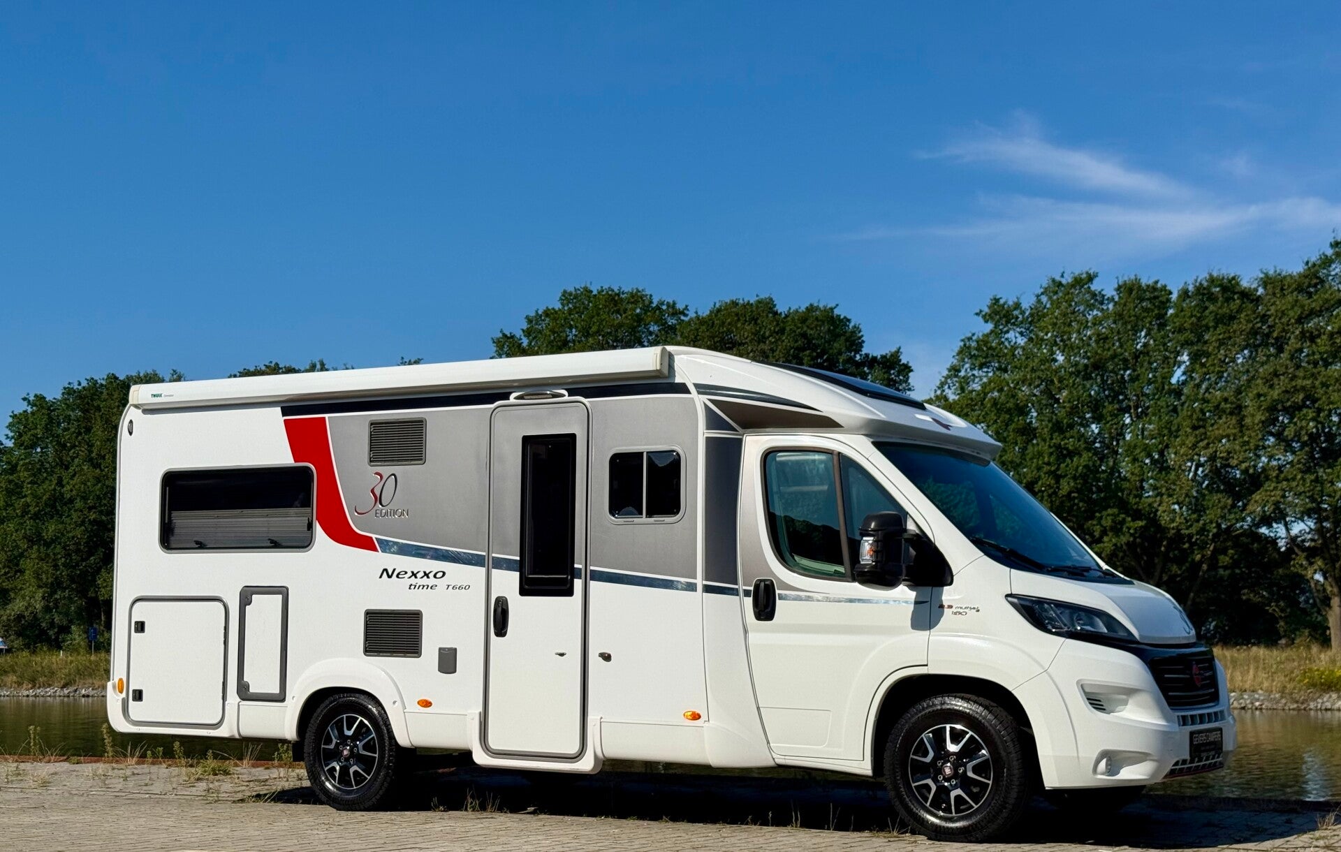 Burstner Nexxo Time 660, 2.3 Mjet automaat 63.626km topstaat