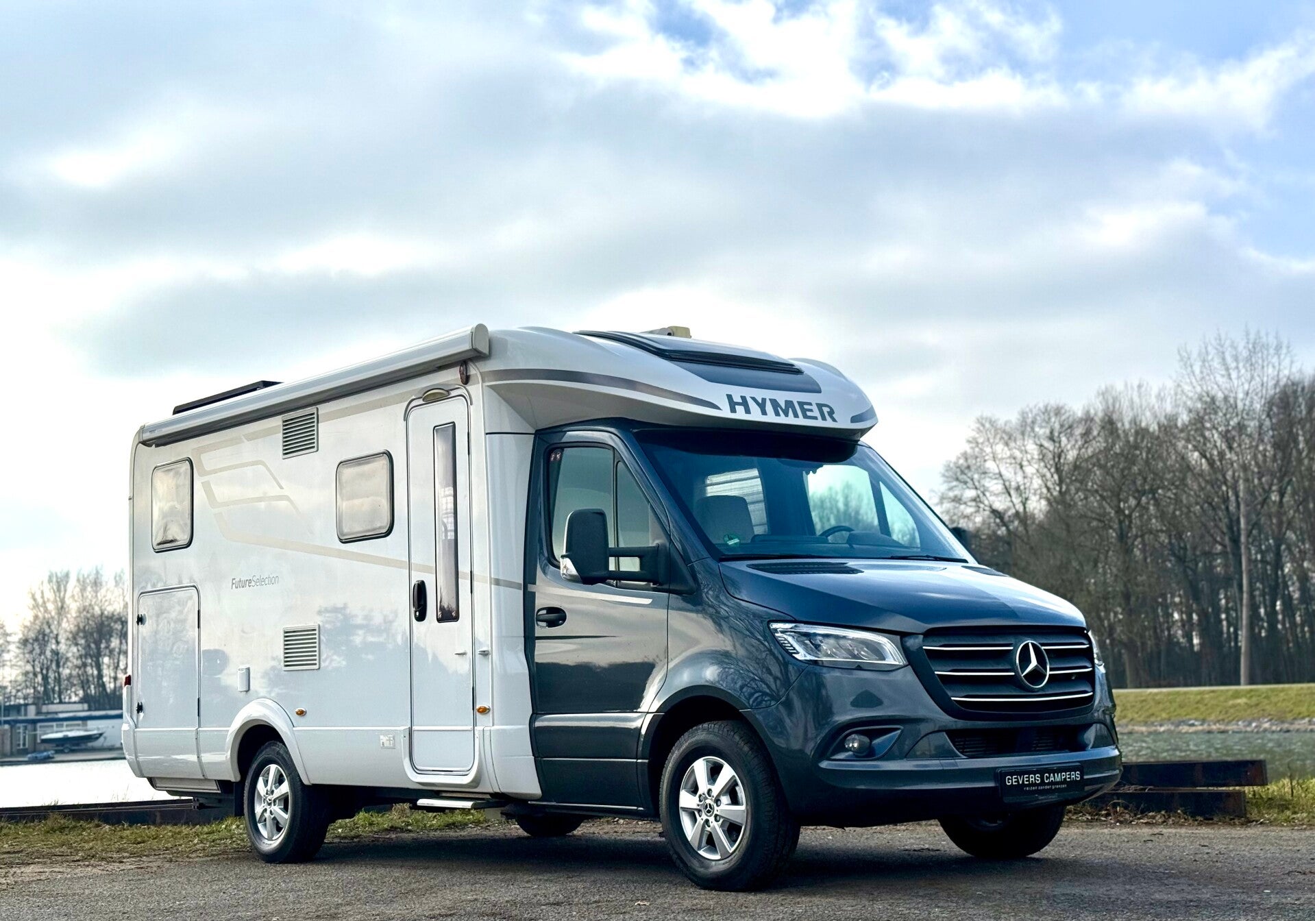Hymer BMC-T 580 Mercedes, enkele bedden, levelsysteem