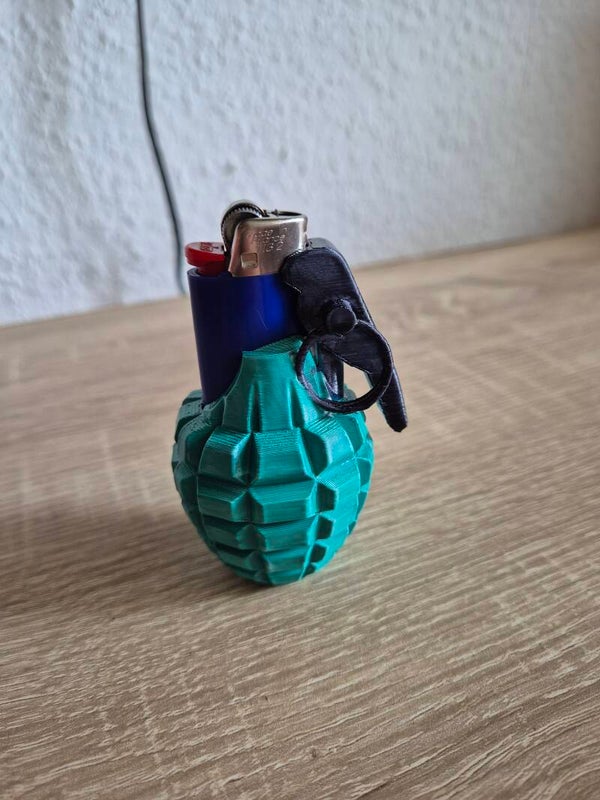 Handgranate für Feuerzeug