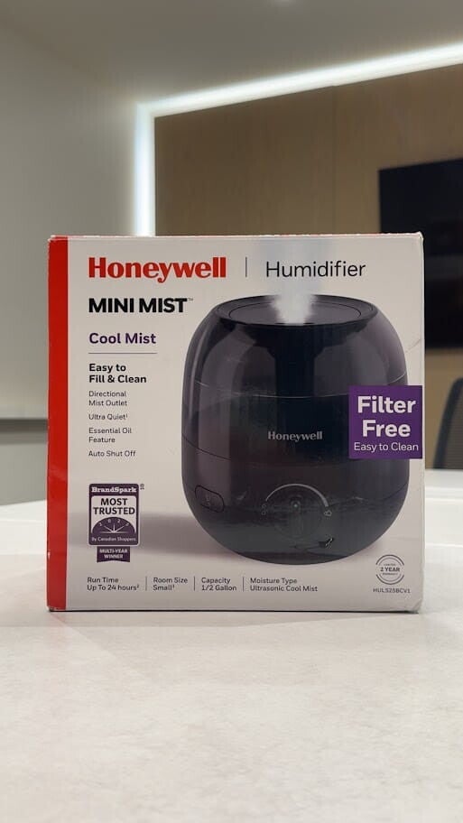 USED Honeywell Mini Mist Cool Mist Humidifier (1/2 gal)