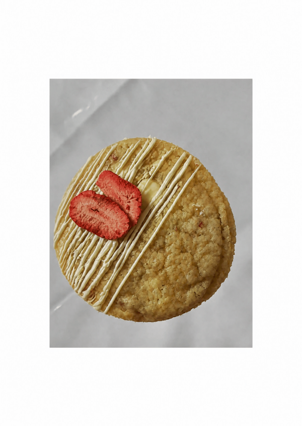 Strawberry cheesecake cookie