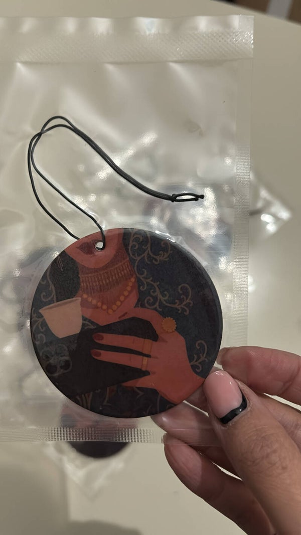 Profumo per auto bambolina araba