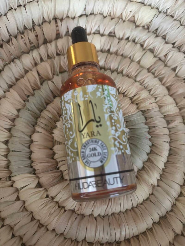 Novità siero grande con foglie oro Yara