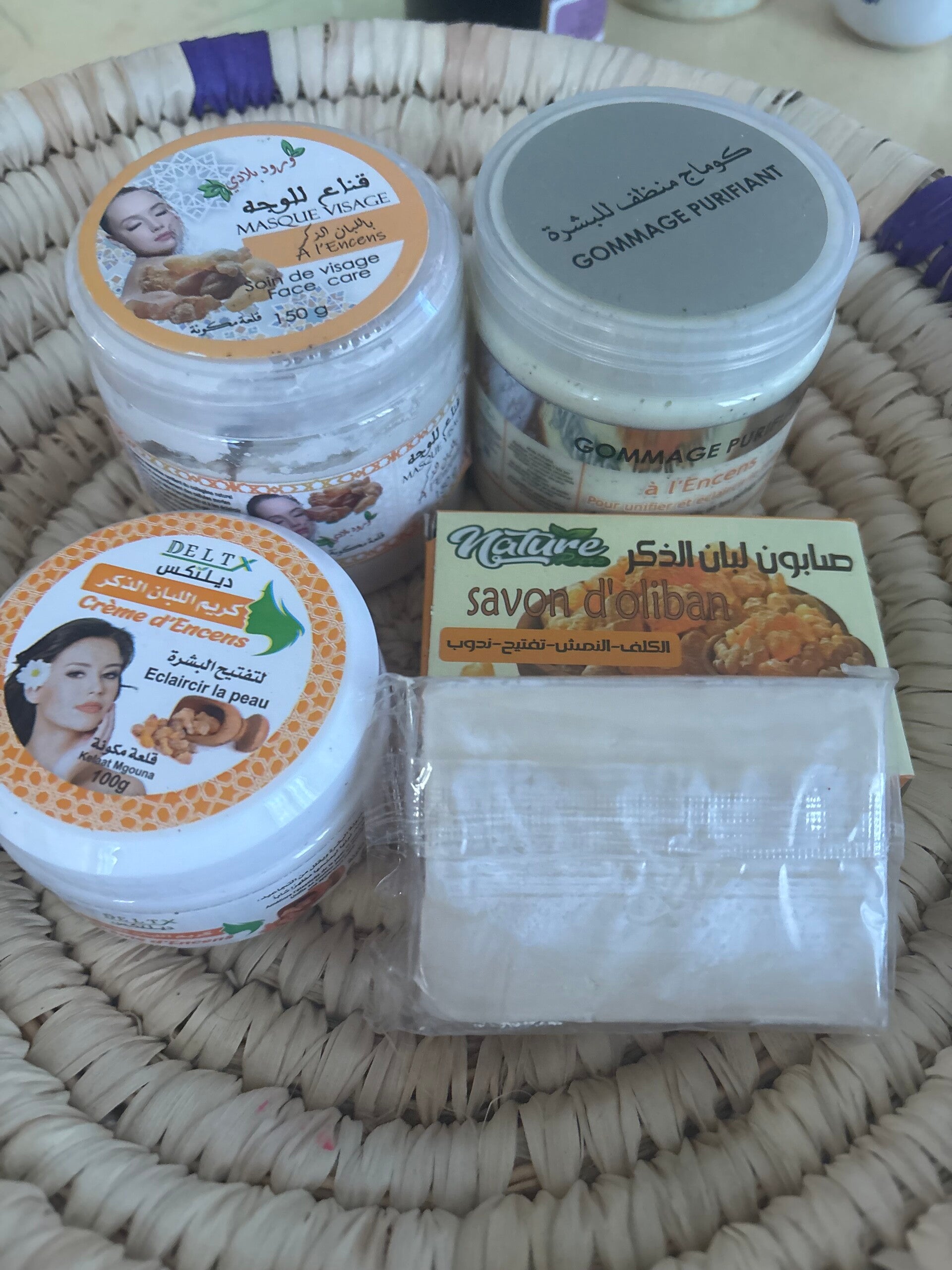 Box cura viso al olibano offerta del giorno