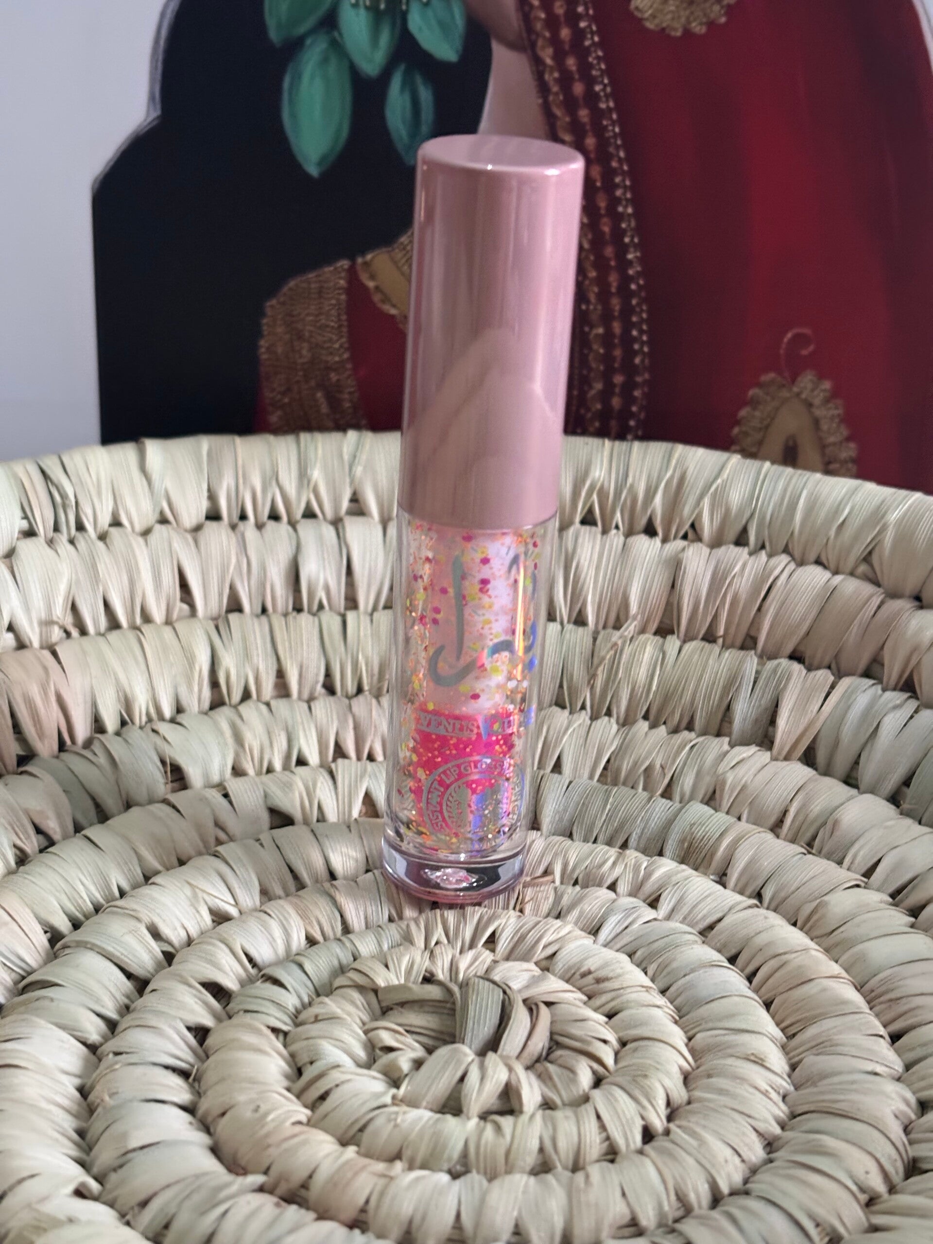 Lip gloss Yara con glitter per labbra scintillanti