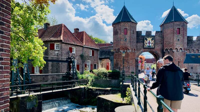 Private walking tour in Amersfoort past the medieval Koppelpoort and river Eem