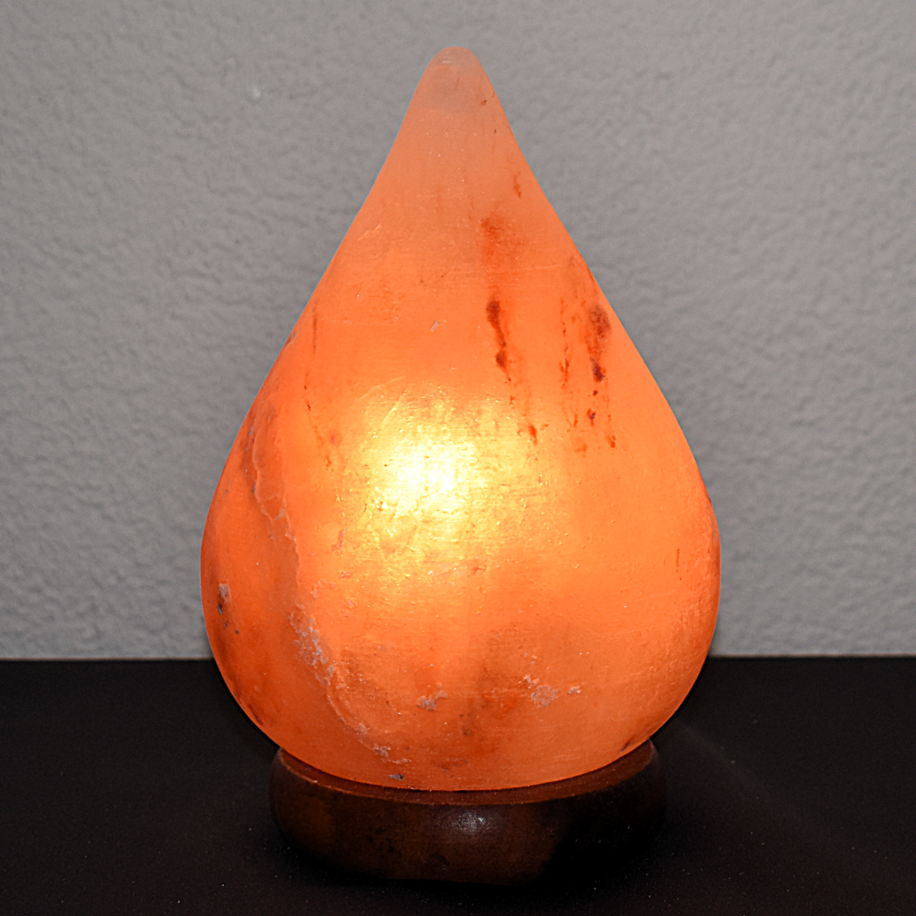 Tropfen auf Holzsockel Typ: 59