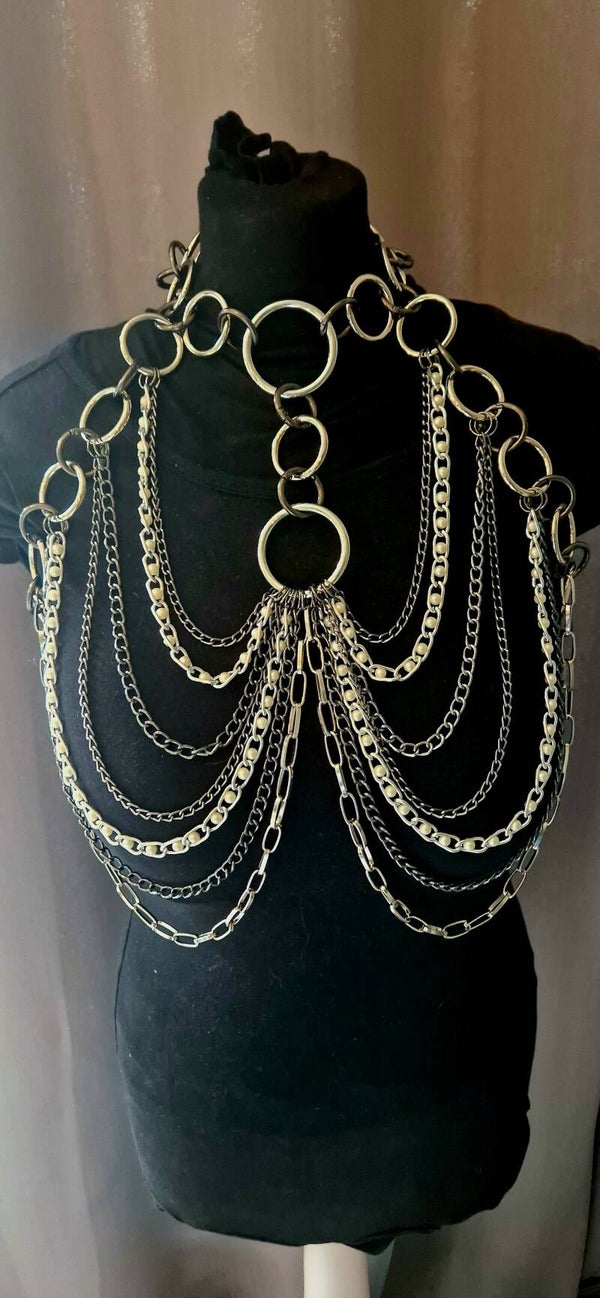 🌑 Eclipse – Luxury Statement Bodychain