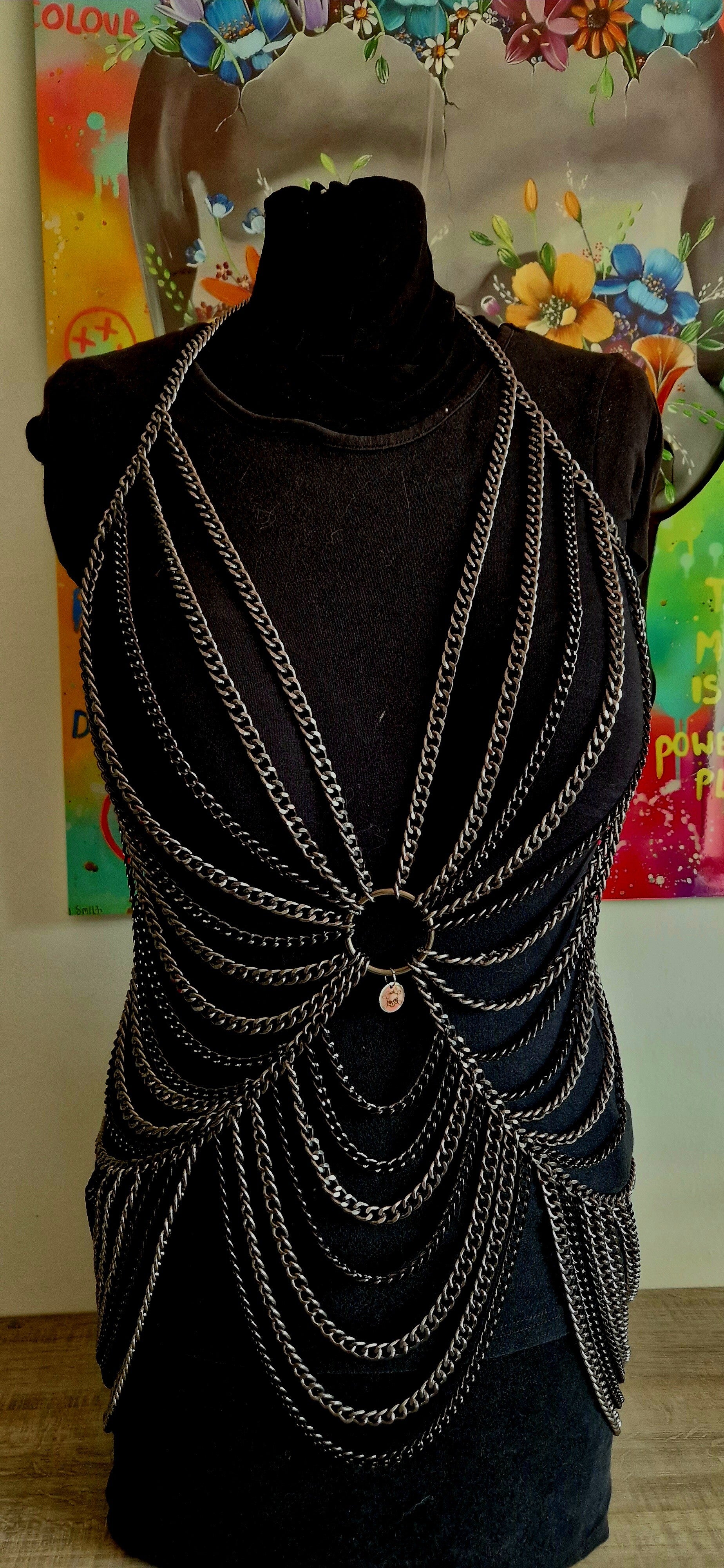 ✨ Eternal Kiss Drape Bodychain