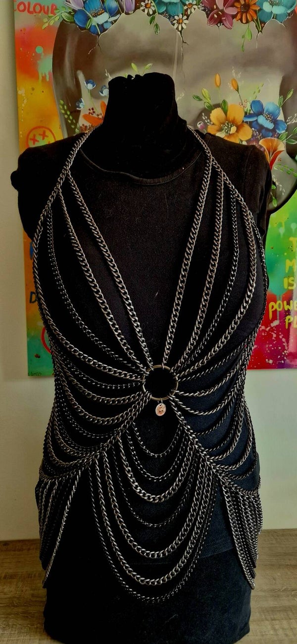 ✨ Eternal Kiss Drape Bodychain