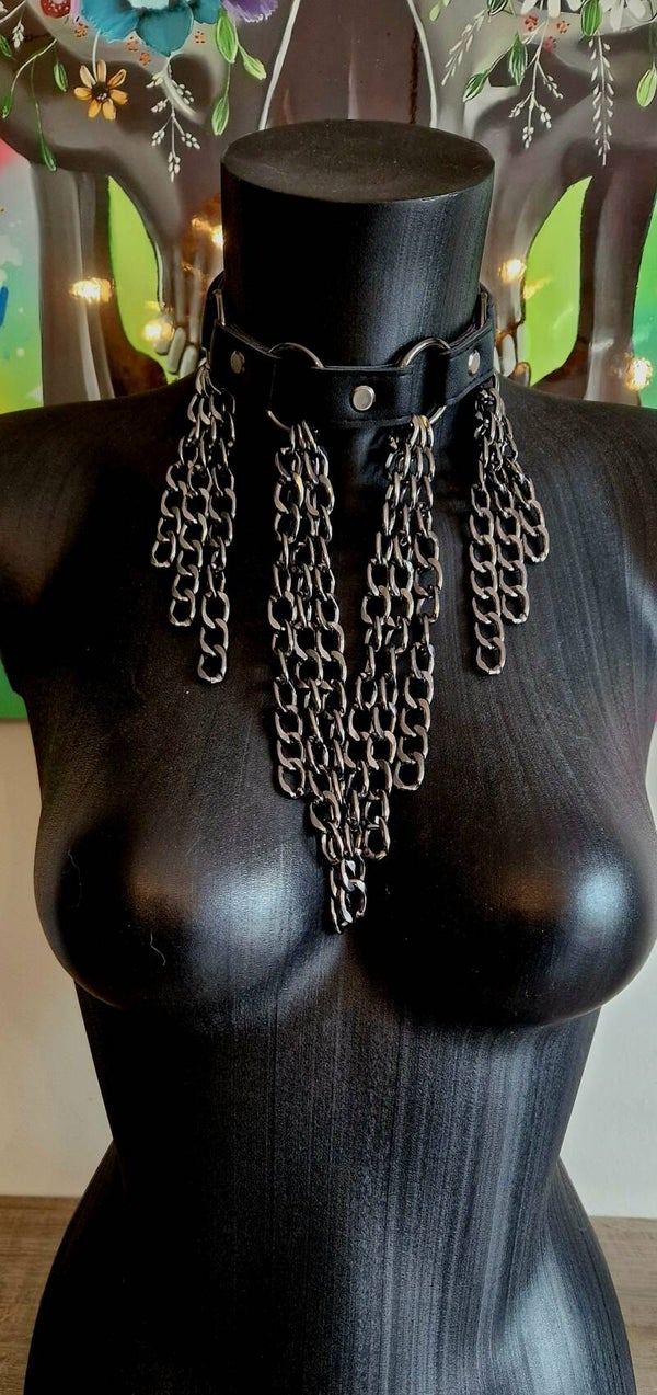 🖤 Midnight Edge – Choker