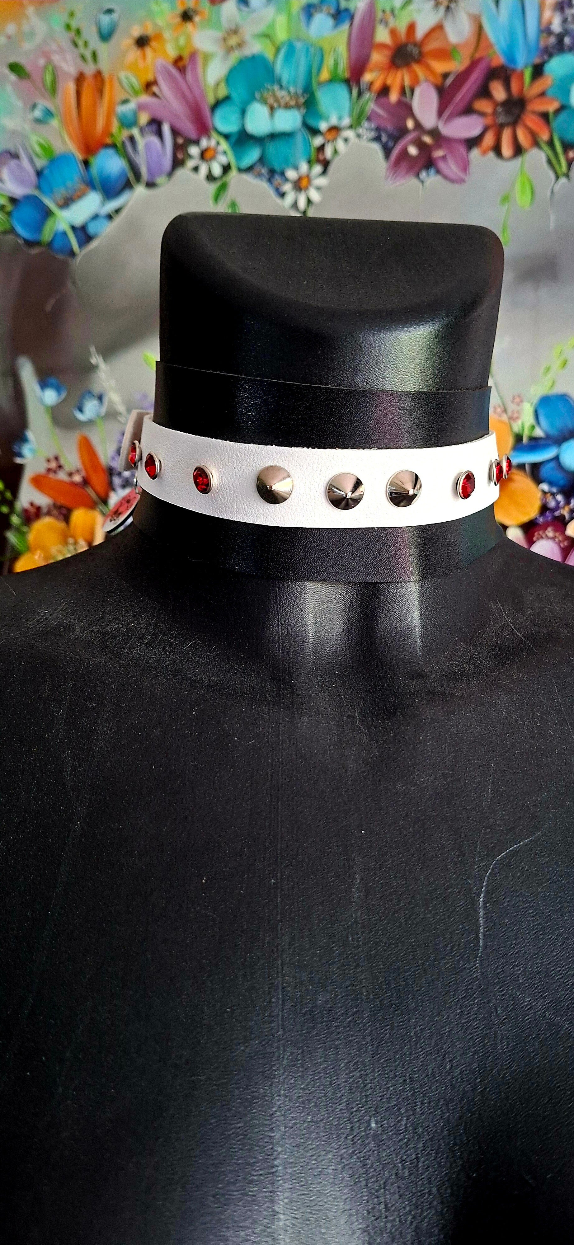 ❤️ Crimson Frost choker