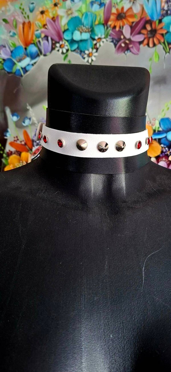 ❤️ Crimson Frost choker