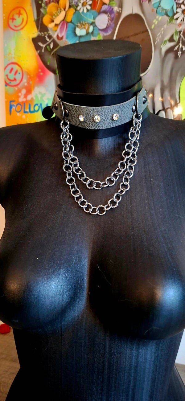 🩶 Stone Whisper Choker