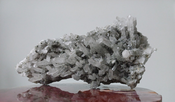 Kwarts met chloriet cluster
