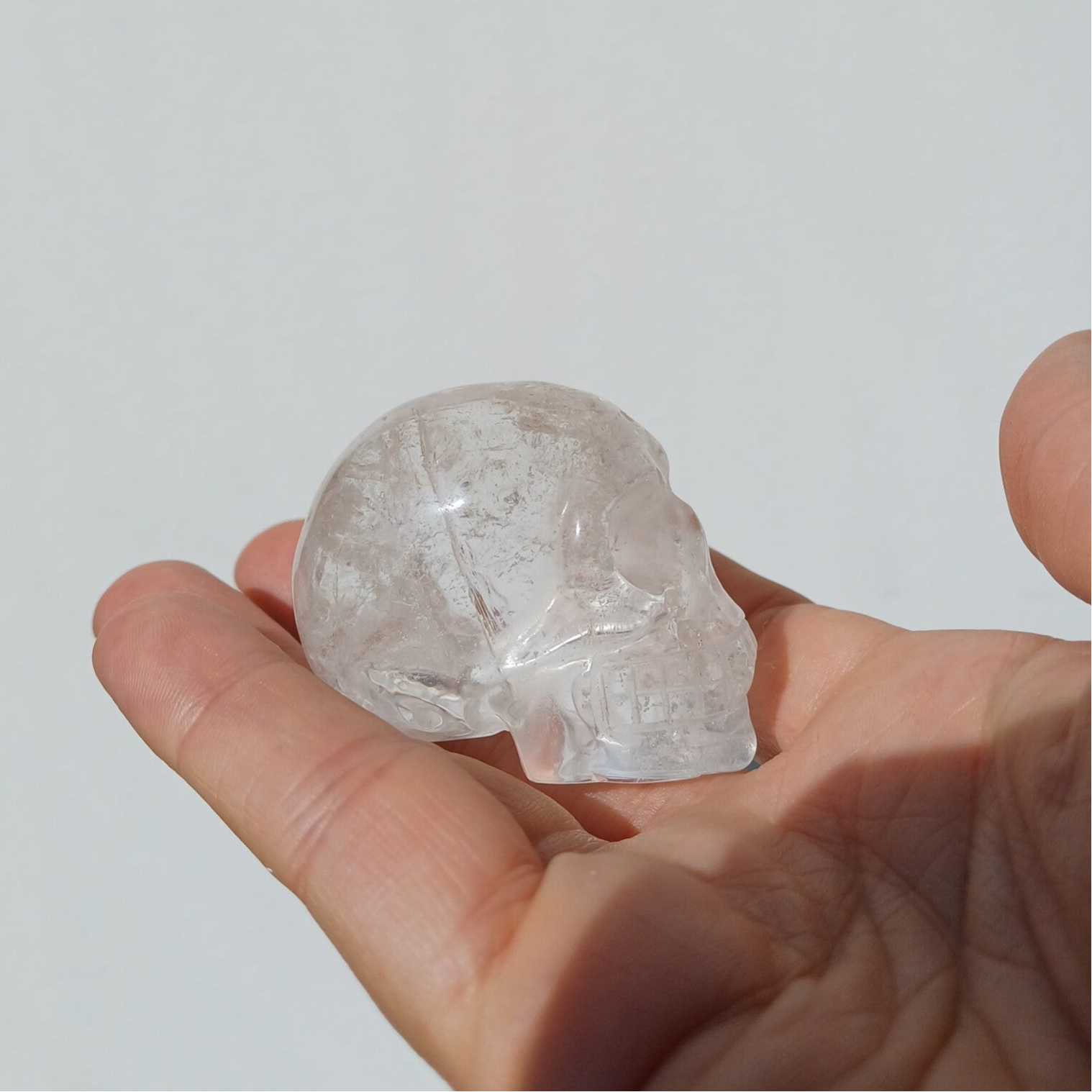 Bergkristal carving (skull)