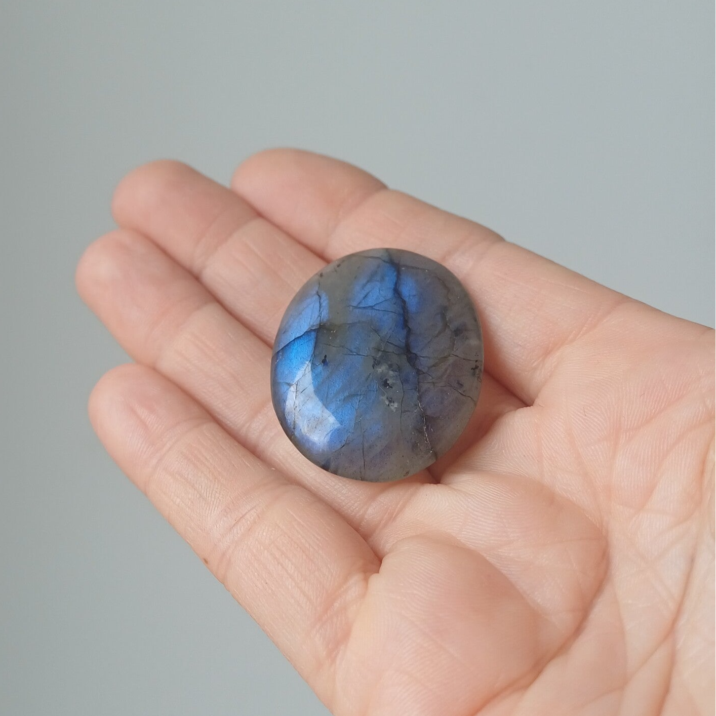 Labradoriet handsteen