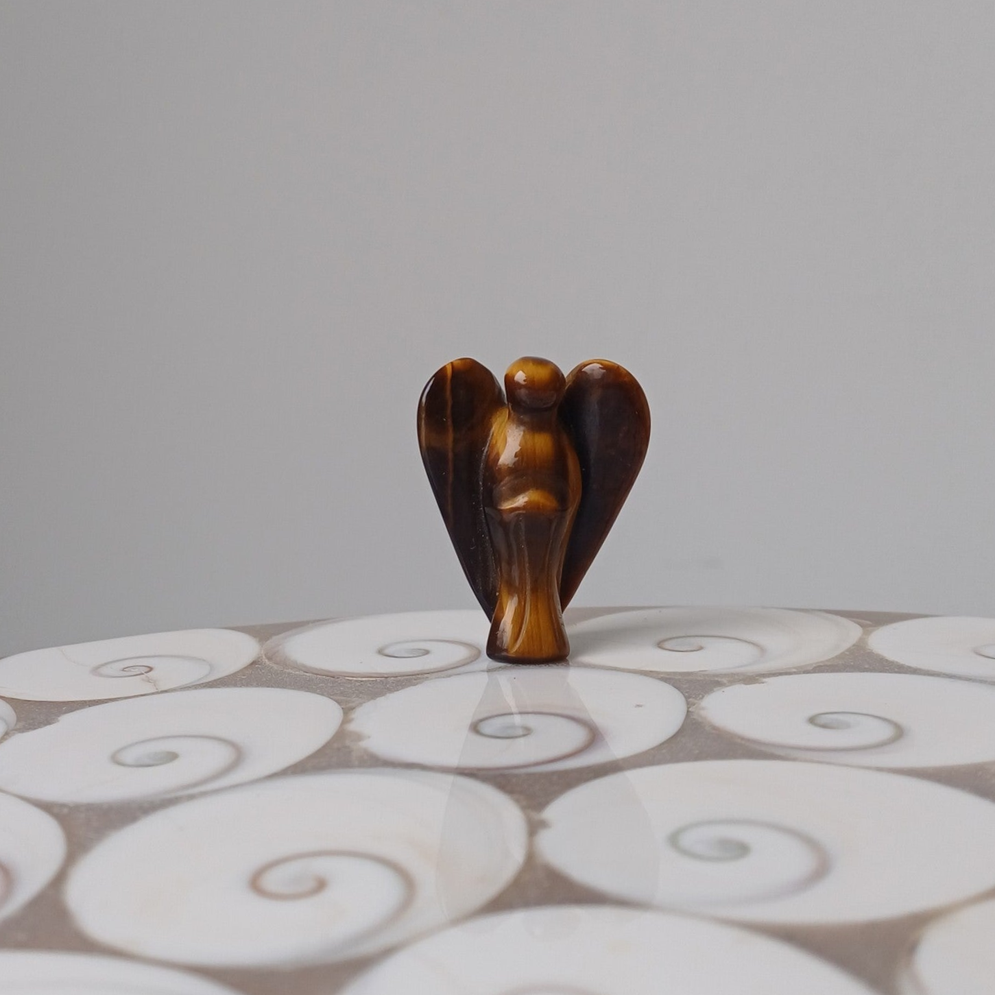 Tijgeroog carving (engel)