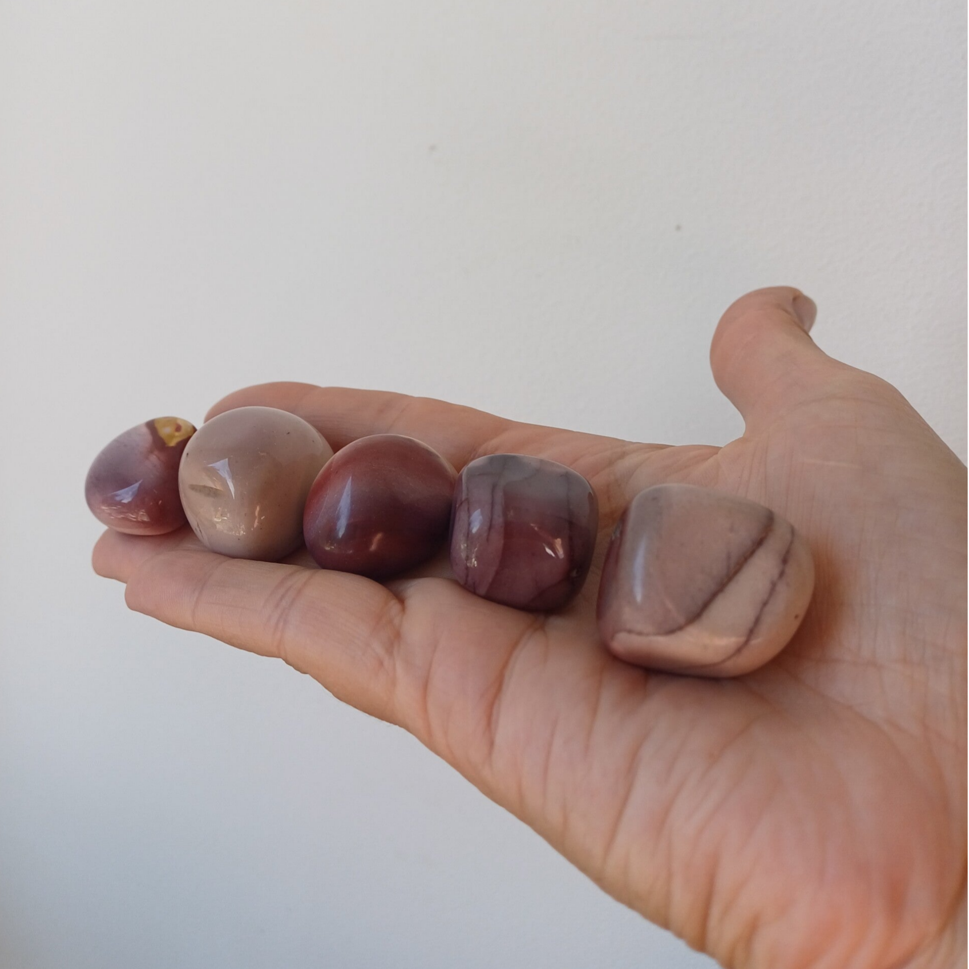 Mookaiet knuffelsteen