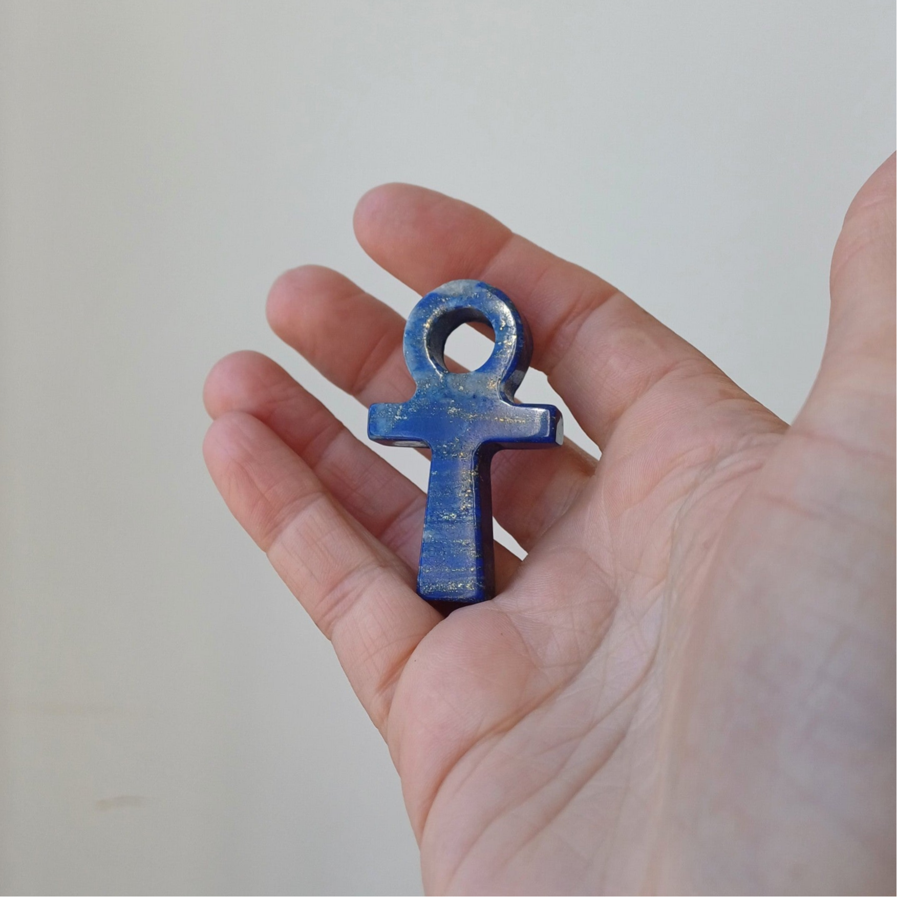 Lapis lazuli carving (Ankh)