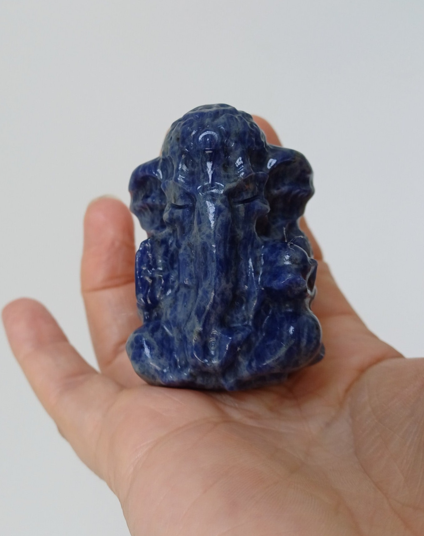 Sodaliet carving (Ganesha)